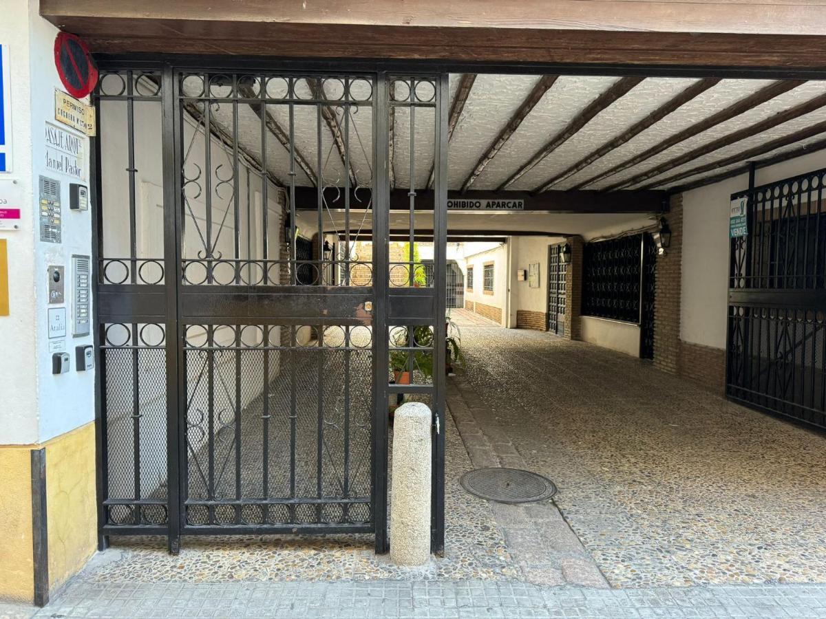 Apartamento Buen Pastor Con Parking Gratuito コルドバ エクステリア 写真