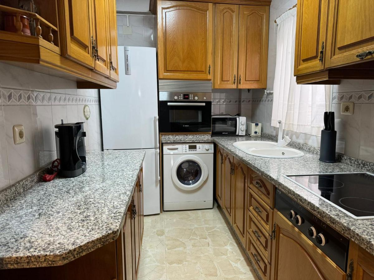 Apartamento Buen Pastor Con Parking Gratuito コルドバ エクステリア 写真